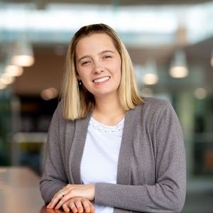 Meet your Posher, Anna